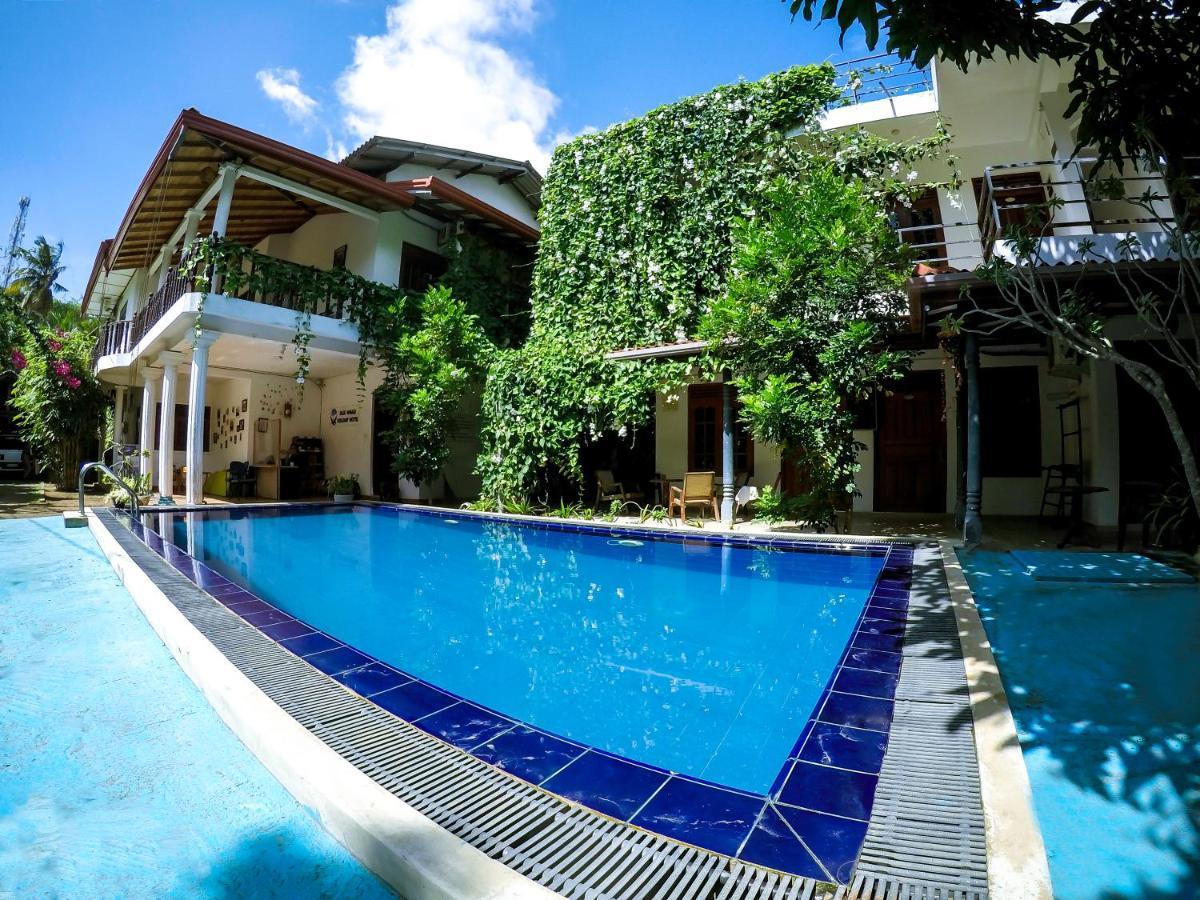 Mirissa Blue Whale Holiday Hotel Exterior photo
