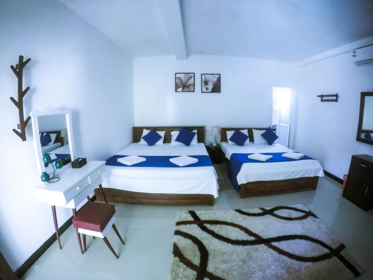 Mirissa Blue Whale Holiday Hotel Exterior photo