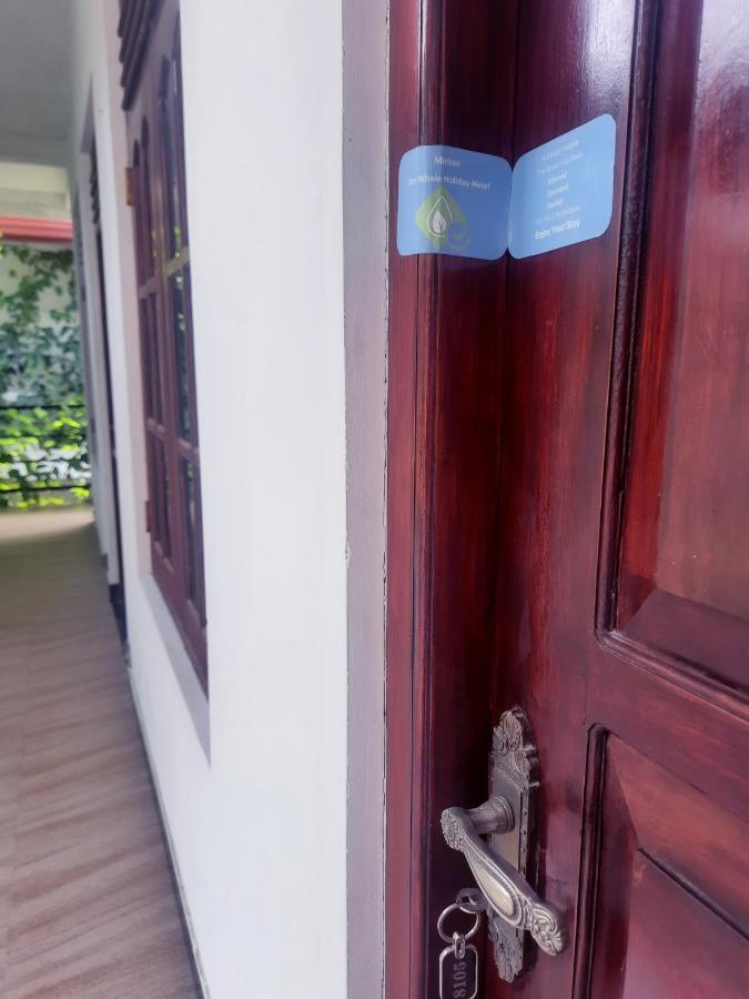 Mirissa Blue Whale Holiday Hotel Exterior photo